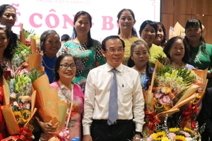 Bí thư TP.HCM Nguyễn Văn Nên dự lễ sắp xếp khu phố mới tại TP Thủ Đức