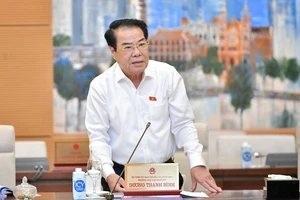 Khai thác đất trái phép, sử dụng sai mục đích, vi phạm xây dựng... tiếp tục phức tạp.