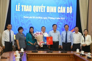 Bản tin nhân sự: Điều động, bổ nhiệm hàng loạt lãnh đạo chủ chốt ở TP.HCM và nhiều tỉnh, thành