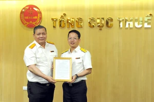 Bản tin nhân sự: Điều động, bổ nhiệm nhiều lãnh đạo các tỉnh, thành phố