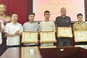 Thủ tướng gửi thư khen 4 ‘người hùng’ trong vụ cháy ở Hà Nội