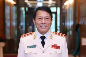 Quốc hội phê chuẩn thành viên Hội đồng Quốc phòng và An ninh với Thượng tướng Lương Tam Quang