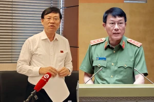 Thượng tướng Lương Tam Quang, Bộ trưởng Bộ Công an (bên phải) và Chánh án TAND TP Hà Nội Nguyễn Hữu Chính nói về dự thảo Luật PCCC và cứu nạn, cứu hộ.