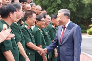 Tổng Bí thư, Chủ tịch nước Tô Lâm gặp mặt cựu chiến binh Sư đoàn 308