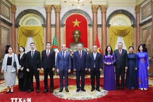 Tổng Bí thư, Chủ tịch nước Tô Lâm tiếp Đại sứ các nước trình Quốc thư