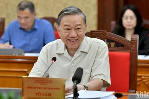 Tổng Bí thư, Chủ tịch nước Tô Lâm chủ trì họp Bộ Chính trị, Ban Bí thư