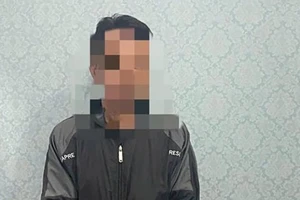 Mang xe máy đi bán rồi đến công an trình báo bị cướp