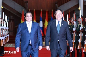 Thủ tướng khẳng định Việt Nam dành ưu tiên cao nhất cho mối quan hệ vĩ đại với Lào