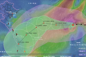Bão YINXING giật cấp 17 vào Biển Đông, hướng vào Nam Trung Bộ