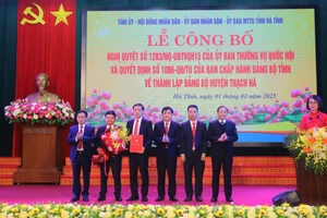 Từ hôm nay, Hà Tĩnh giảm 1 huyện và 7 xã 