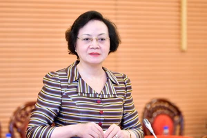 Bộ Nội vụ hướng dẫn chi tiết cách tính chế độ với cán bộ diện tinh gọn bộ máy