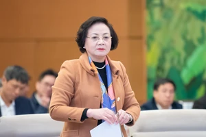 Bộ Nội vụ: Tạm dừng giải quyết chế độ cho cán bộ không tái cử, tái bổ nhiệm