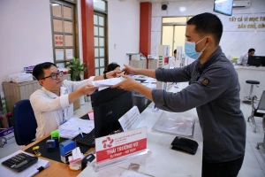 Xây dựng luật để không đẩy khó khăn cho người dân, doanh nghiệp