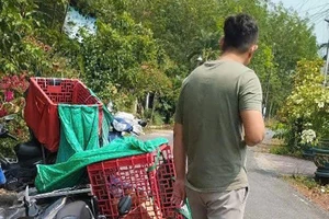 Tạm giữ người chém nam shipper khi đi giao hàng ở Bình Dương