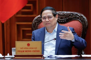 Thủ tướng: Tiếp tục giao thiệp để Hoa Kỳ tạm hoãn áp thuế trong lúc chờ đàm phán