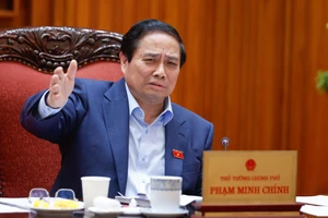 Thủ tướng Phạm Minh Chính: Rà soát các nội dung liên quan ngân sách, thẩm quyền về cán bộ 