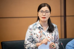 Có chính sách để động viên chiến sĩ nữ tham gia lực lượng gìn giữ hòa bình