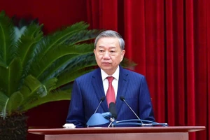 Đảng viên là cán bộ diện cấp ủy quản lý đã nghỉ hưu, từ chức... vẫn xử lý như đương chức