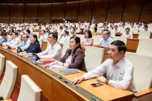 Cải cách đột phá trong tuyển dụng và chế độ tiền lương cho nhà giáo