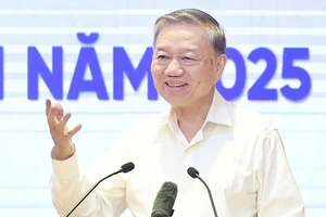 Tổng Bí thư: Chuyển đổi số là hệ thần kinh trung ương, cầu nối sống còn giữa tỉnh và xã