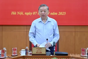 Tổng Bí thư: Tăng cường kiểm tra, giám sát việc sắp xếp cán bộ, tổ chức bộ máy