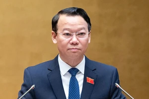 Tạm đình chỉ chức vụ bộ trưởng Bộ Nông nghiệp và Môi trường đối với ông Đỗ Đức Duy