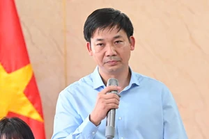 Họp báo vụ lật tàu ở vịnh Hạ Long: Tỉnh sẽ đỡ đầu cho các cháu nhỏ mồ côi, nỗ lực tìm kiếm 4 người mất tích 