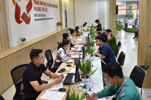 Từ 1-10, toàn quốc chỉ tiếp nhận hồ sơ thủ tục hành chính trực tuyến