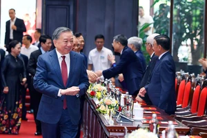 Tổng Bí thư Tô Lâm gặp mặt nguyên lãnh đạo Đảng, Nhà nước