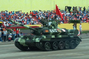 Uy lực từ dàn khí tài hiện đại bậc nhất của Quân đội tại A80