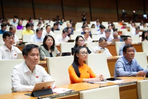 Hôm nay, Quốc hội làm công tác nhân sự