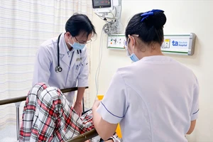 Tìm thấy tác nhân gây ngộ độc khiến hơn 80 người nhập viện sau ăn bánh mì