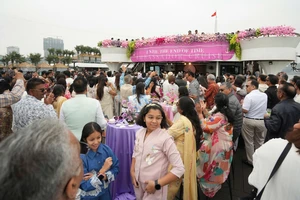 Tỉ phú Ấn Độ tổ chức đám cưới kéo dài 5 ngày ở Quảng Ninh