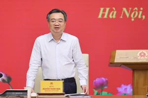 Thông qua quyết định của Bộ Chính trị, Ban Bí thư kiểm tra, giám sát với Đảng ủy Chính phủ