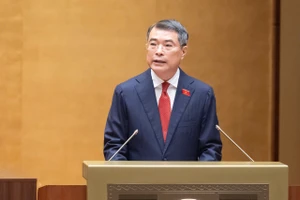 Thủ tướng Lê Minh Hưng yêu cầu các bộ, ngành, địa phương tổng rà soát hệ thống pháp luật