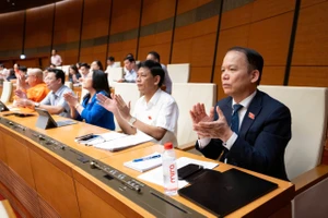 Quốc hội bỏ điều kiện 4 sáng kiến/2 năm khi xét danh hiệu 'Chiến sĩ thi đua'