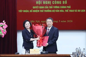 Phó Thủ tướng trao quyết định bổ nhiệm ông Nguyễn Huy Dũng làm Thứ trưởng Bộ VH-TT&DL