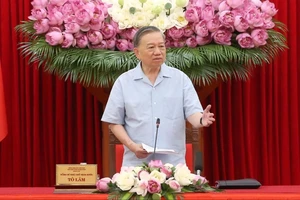 Tổng Bí thư, Chủ tịch nước yêu cầu làm rõ việc cần thiết tiếp tục sáp nhập một số xã, phường