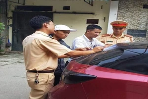 Chân dung tài xế lái Mazda3 'đánh võng' như phim hành động