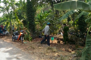 Hốt hoảng phát hiện xác chết trong vườn tiêu