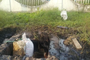 Một công ty sản xuất gạch men xả thải ra môi trường