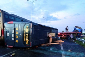 Xác định nguyên nhân vụ tai nạn liên hoàn trên cao tốc