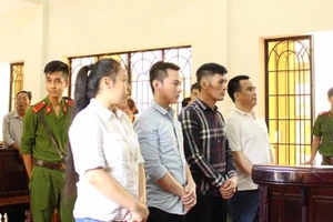 4 bị cáo lãnh gần 60 năm tù