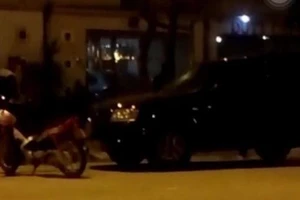 Nam thanh niên hành hung cô gái sau va chạm giao thông