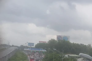 Thu phí không dừng trên cao tốc TP.HCM – Dầu Giây