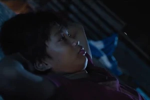 Phim Ròm bất ngờ hoãn chiếu vì COVID-19