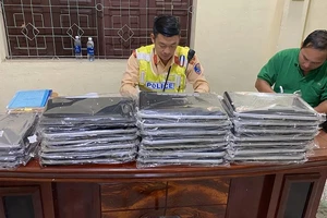 Liên tiếp bắt 3 vụ vận chuyển hàng lậu trong ngày