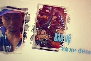 Mưu sinh 0 giờ: Anh bảo vệ ngủ lề đường và tấm bảng lạ đời