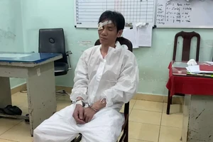 Video: Lời khai của người đàn ông xông vào trụ sở tấn công công an phường ở Gò Vấp