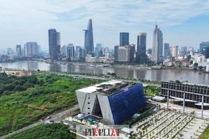 Tất bật thi công trở lại dự án Trung tâm triển lãm quy hoạch TP.HCM